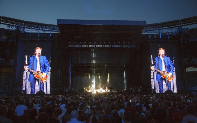 Paul McCartney s marathon N.J. concert: Rock brilliance does not